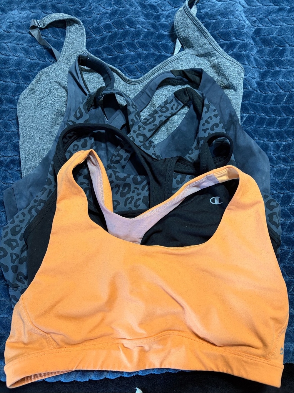 Pack of sports bras L and one XL but fits like a L